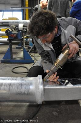 Peening treatment - Floor lamp