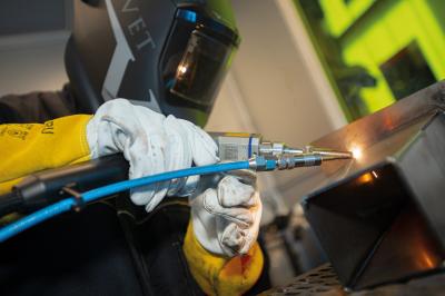 Hand-held laser beam welding 