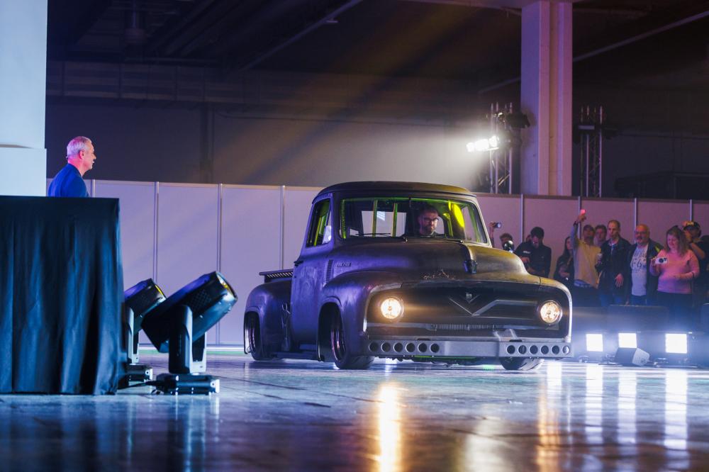Carwalk der Essen Motor Show 2026